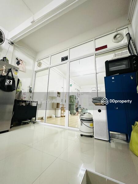 For Sale - Commercial building on main road Ladya near Icon Siam and BTS, shop house 5 floors, Bangkok