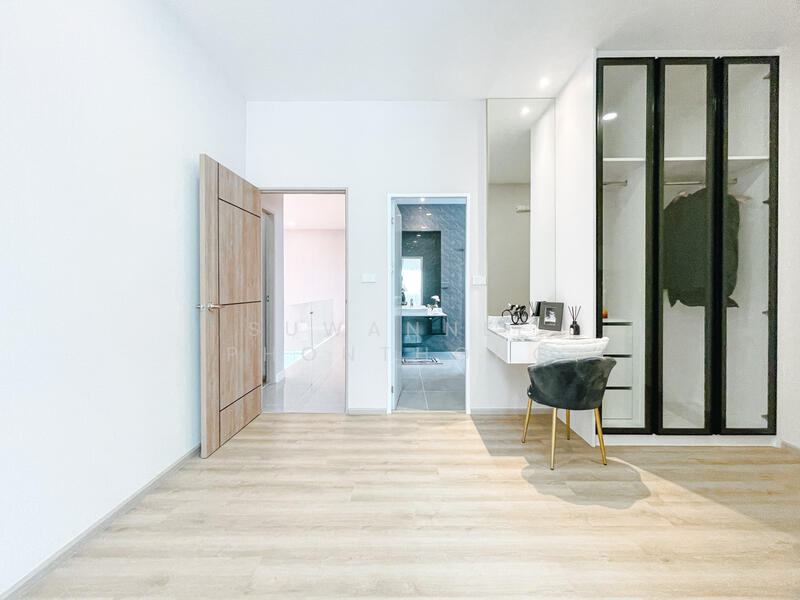 Stunning Luxury Home with Private Pool, Chon Buri (Pattaya), Na Kloe, Bang Lamung (Pattaya), Chon Buri (Pattaya), 4 Bedrooms, 367 sqm, Single Detached House For Sale, by Suwannee Phonthong, 11811339 - DDproperty.com