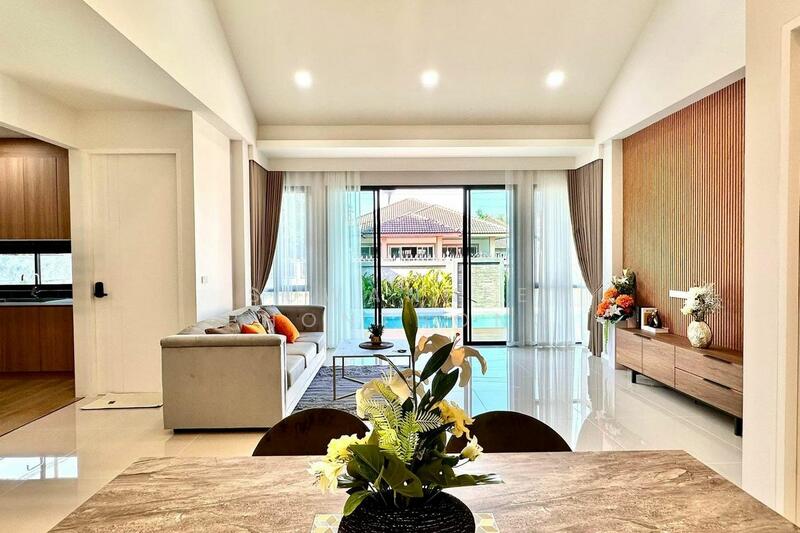 Pool Villa fully furnished, ready to move in, Chon Buri (Pattaya), Huai Yai, Bang Lamung (Pattaya), Chon Buri (Pattaya), 4 Bedrooms, 230 sqm, Single Detached House For Sale, by Suwannee Phonthong, 11811351 - DDproperty.com