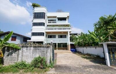 ขาย - โฮมออฟฟิศ สุขุมวิท 101/1 เหมาะสำหรับเป็นที่อยู่อาศัย หรือโรงงานขนาดเล็ก ใกล้ BTS อุดมสุข, กรุงเทพ