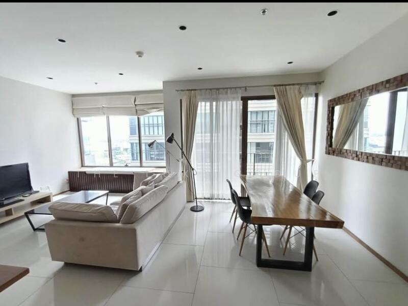 The Emporio Place, Bangkok, 93 Soi Sukhumvit 24, Sukhumvit Road, Khong Tan, Khlong Toei, Bangkok, 2 Bedrooms, 105 sqm, Condo For Rent, by The Luxe Group, 11811985 - DDproperty.com