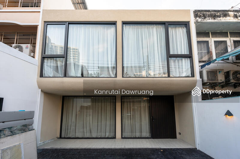 For Sale - Townhome Soi Charoenrat Yak 5, Bangkok