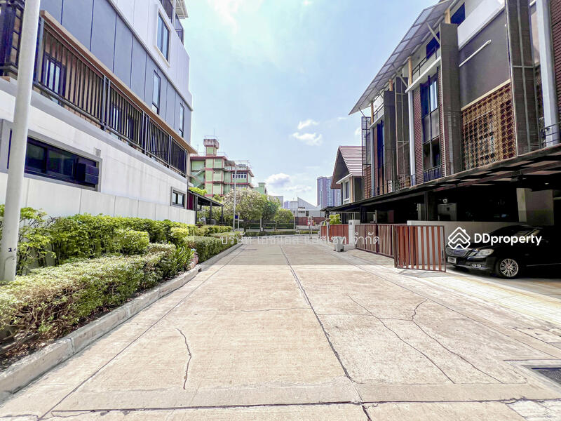 For Sale - Flora Marigold, Bangkok