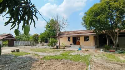 ขาย - บ้านเดี่ยวริมน้ำ 1 ไร่ 70 ตร.ว. วิวสวย บรรยากาศดี ทำเลเยี่ยม ราคาคุ้มค่า, กรุงเทพ