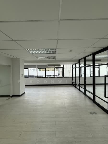 Office Space Modern Style For Rent Phrom Phong, Bangkok, Phrom Phong, Khlong Tan Nua, Watthana, Bangkok, , 90 sqm, Office Space For Rent, by Suchanya Piboonwiput, 11812298 - DDproperty.com