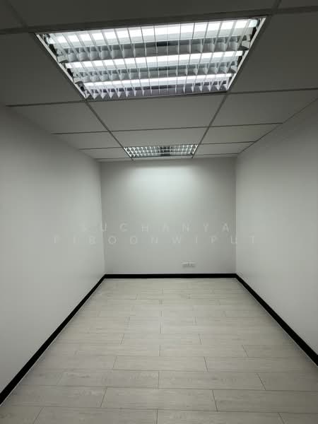 Office Space Modern Style For Rent Phrom Phong, Bangkok, Phrom Phong, Khlong Tan Nua, Watthana, Bangkok, , 90 sqm, Office Space For Rent, by Suchanya Piboonwiput, 11812298 - DDproperty.com