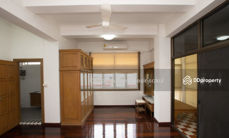 For Rent - Ambassador's Court, Bangkok