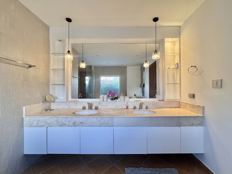 Spacious 3-Bedroom Villa with Private Garden for Rent in Rawai, Phuket, Rawai, Muang Phuket, Phuket, 3 Bedrooms, 160 sqm, Villa For Rent, by Apichaya Jamjarat (Amanda), 11812508 - DDproperty.com