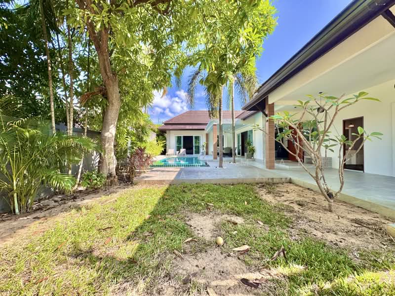 Spacious 3-Bedroom Villa with Private Garden for Rent in Rawai, Phuket, Rawai, Muang Phuket, Phuket, 3 Bedrooms, 160 sqm, Villa For Rent, by Apichaya Jamjarat (Amanda), 11812508 - DDproperty.com