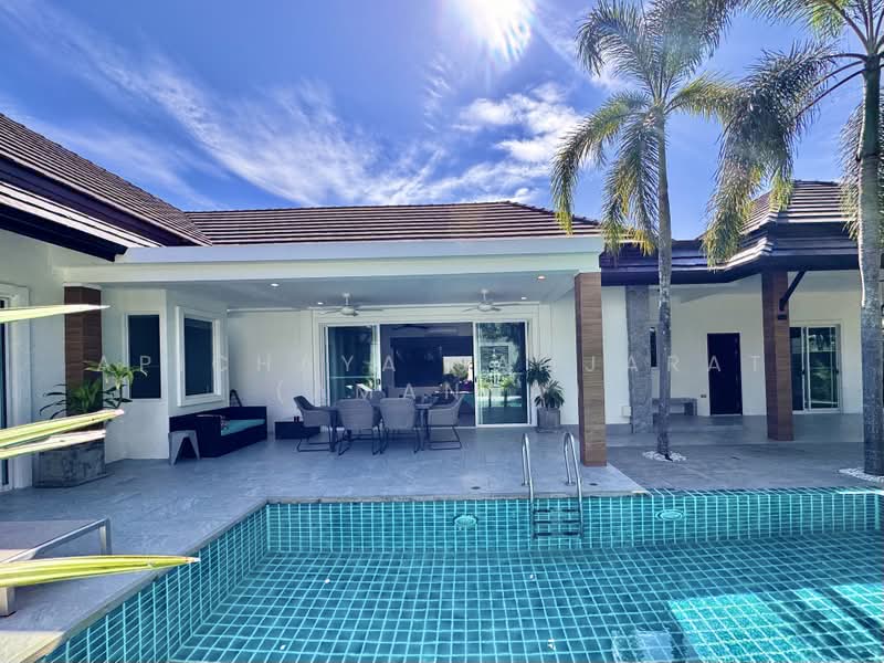 Spacious 3-Bedroom Villa with Private Garden for Rent in Rawai, Phuket, Rawai, Muang Phuket, Phuket, 3 Bedrooms, 160 sqm, Villa For Rent, by Apichaya Jamjarat (Amanda), 11812508 - DDproperty.com
