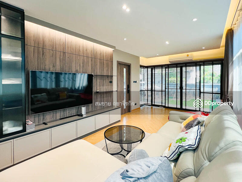 For Sale - Viranya Wongwaen-Onnut, Bangkok