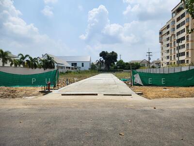 ขาย - ที่ดินติดสำนักงานนิติบุคคลแก้วพฤกษา (คอนโดเมืองแก้วมณี), ปทุมธานี