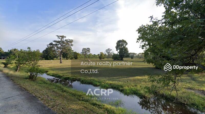 For Sale - Corner large vacant land for sale, 30 rai 2 ngan 35 sq.wah, located in Salakdai, Mueang, Surin., Surin