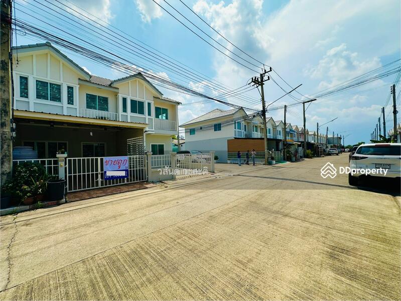 ขาย - หมู่บ้าน อยู่เจริญ5 ลำลูกกา 21.3 ตร.ว. 2 นอน2น้ำ พร้อมเข้าอยู่, ปทุมธานี