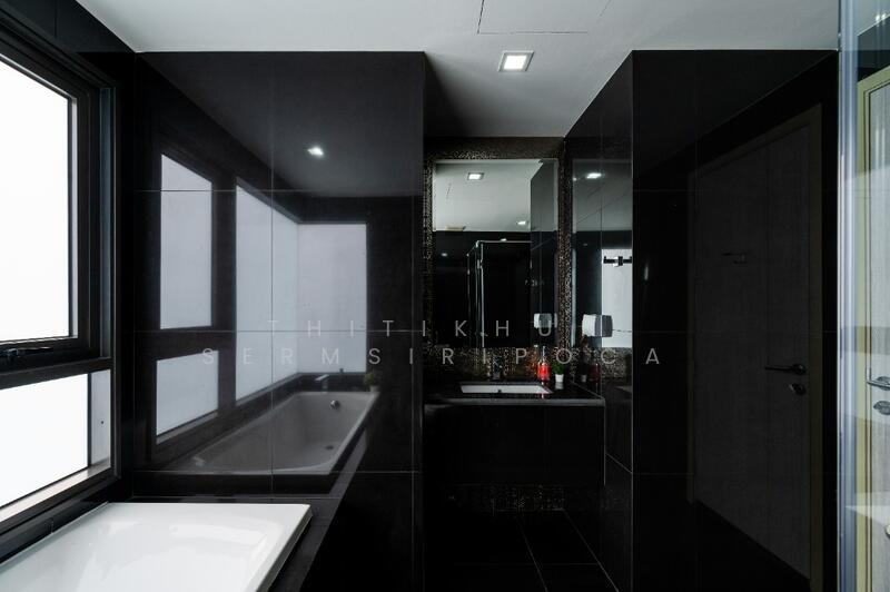 Rhythm Sukhumvit 36-38, Bangkok, 55 Soi Sukhumvit 36, Sukhumvit Road, Phra Kanong, Khlong Toei, Bangkok, 2 Bedrooms, 78 sqm, Condo For Sale, by Thitikhun Sermsiripoca, 11813980 - DDproperty.com