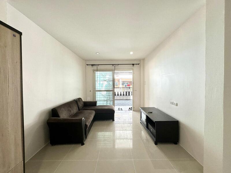 ให้เช่าทาวน์โฮม ม.เซนสิริ แหลมฉบัง ศรีราชา, Chon Buri (Pattaya), Thung Suk La, Si Racha, Chon Buri (Pattaya), 4 Bedrooms, 80 sqm, Townhouse For Rent, by Dusit Saengfa, 11814755 - DDproperty.com