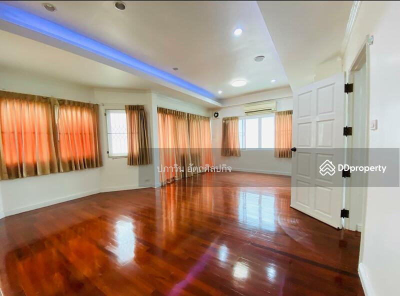For Sale - Mongkolniwet Village, Bangkok