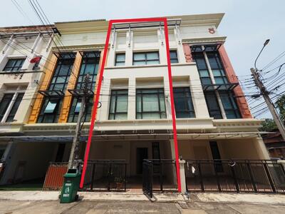 ขาย - Baan Klang Krung Office Park Bangna : บ้านกลางกรุง ออฟฟิศ พาร์ค บางนา, กรุงเทพ