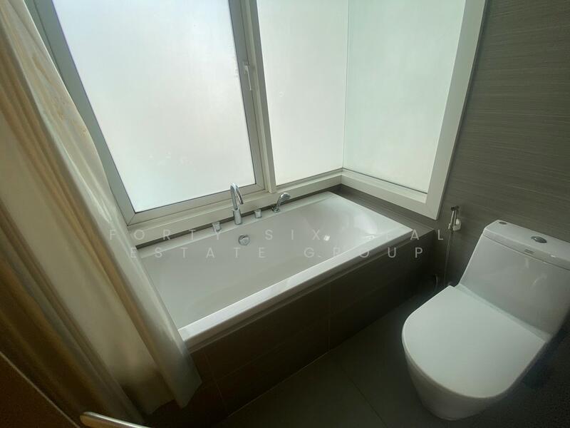 Siri At Sukhumvit, Bangkok, 902 Sukhumvit Road, Phra Kanong, Khlong Toei, Bangkok, 2 Bedrooms, 75 sqm, Condo For Rent, by Forty-Six Real Estate Group, 11816998 - DDproperty.com