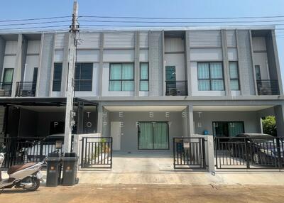 ขาย - หมู่บ้านวีคอมพาวด์ บางนา (V Compound Bangna), สมุทรปราการ