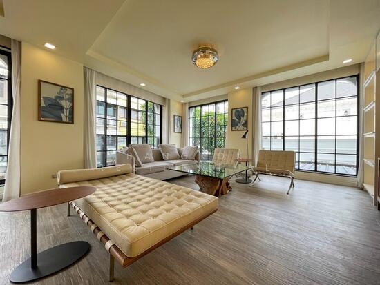 Penthouse Condominium 2 : เพนเฮาส์ คอนโดมิเนียม 2, กรุงเทพ, พระโขนง ...