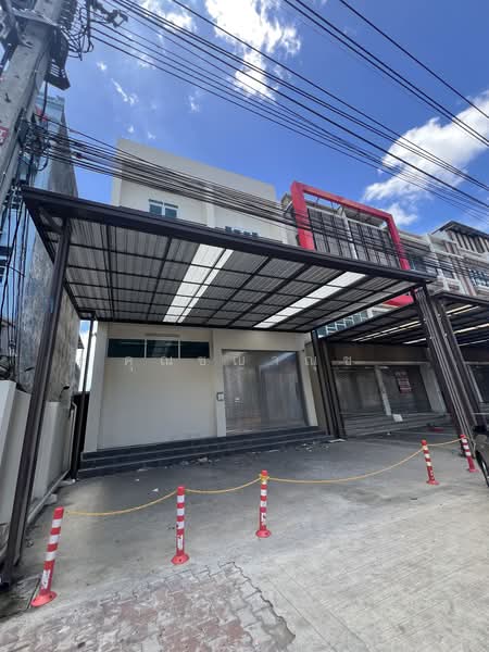 ให้เช่าอาคารพาณิชย์ 3 ชั้น 467 ตรม. ติดถนนกิ่งแก้ว อ. บางพลี ใกล้สนามบินสุวรรณภูมิ, สมุทรปราการ, ราชาเทวะ, บางพลี, สมุทรปราการ, 467 ตร.ม., ตึกแถว-อาคารพาณิชย์ ให้เช่า, โดย คุณชญาณุช, 11817695 - DDproperty.com