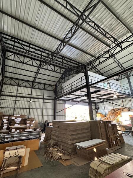 For Sale - The factory with land of 148 sq.wah, located in the purple zone area, Praksa, Samutprakarn, Samut Prakan