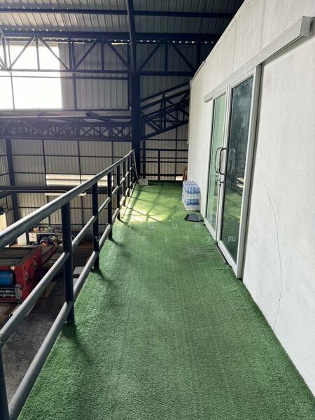 For Sale - The factory with land of 148 sq.wah, located in the purple zone area, Praksa, Samutprakarn, Samut Prakan