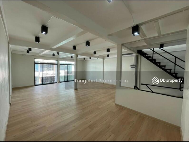 For Rent - อาคารพานิชย์ให้เช่า สาทร : Commercial building for rent sathorn, Bangkok