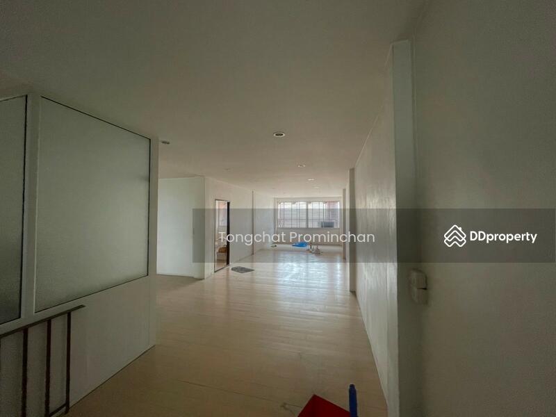For Rent - อาคารพานิชย์ให้เช่า รัชโยธิน : commercial building for rent ratchayothin, Bangkok