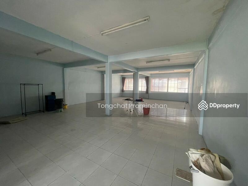 For Rent - อาคารพานิชย์ให้เช่า รัชโยธิน : commercial building for rent ratchayothin, Bangkok