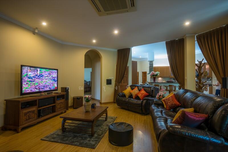 Beautiful Saraphi Family Estate Luxury Living with Extensive Gardens, Guest House & Private Po, Chiang Mai, Tha Wang Tal, Saraphi, Chiang Mai, 9 Bedrooms, 626 sqm, Villa For Sale, by คุณ รุ่งทิพย์, 11818599 - DDproperty.com