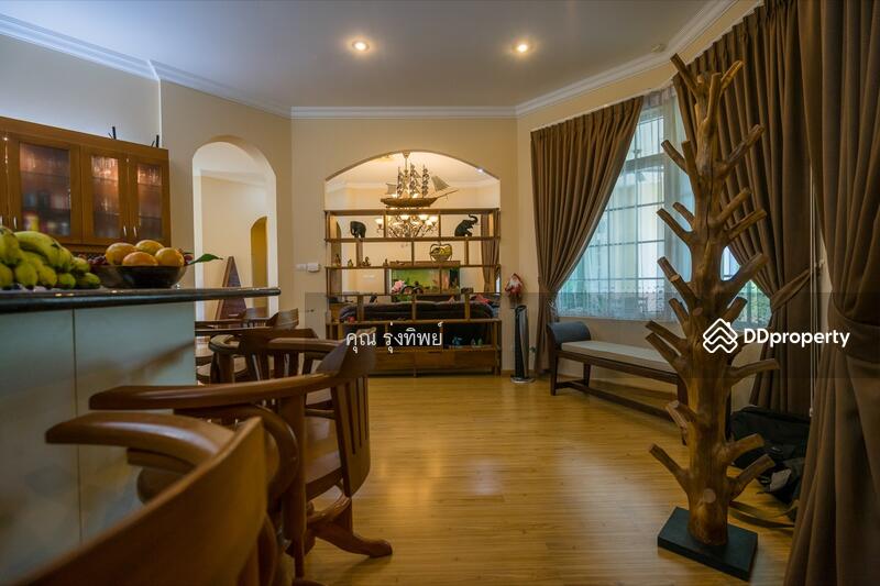 For Sale - Beautiful Saraphi Family Estate Luxury Living with Extensive Gardens, Guest House & Private Po, Chiang Mai