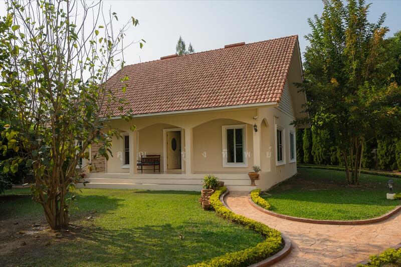 Beautiful Saraphi Family Estate Luxury Living with Extensive Gardens, Guest House & Private Po, Chiang Mai, Tha Wang Tal, Saraphi, Chiang Mai, 9 Bedrooms, 626 sqm, Villa For Sale, by คุณ รุ่งทิพย์, 11818599 - DDproperty.com