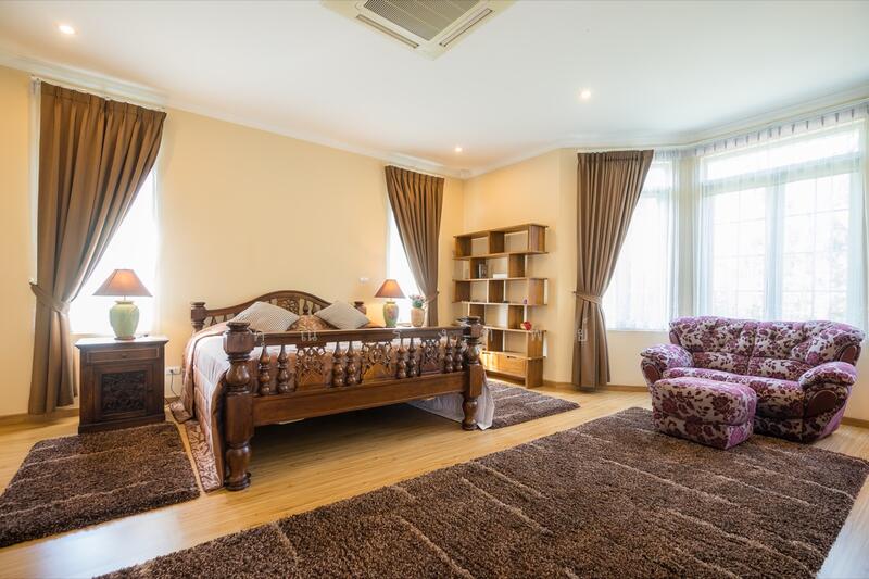 Beautiful Saraphi Family Estate Luxury Living with Extensive Gardens, Guest House & Private Po, Chiang Mai, Tha Wang Tal, Saraphi, Chiang Mai, 9 Bedrooms, 626 sqm, Villa For Sale, by คุณ รุ่งทิพย์, 11818599 - DDproperty.com