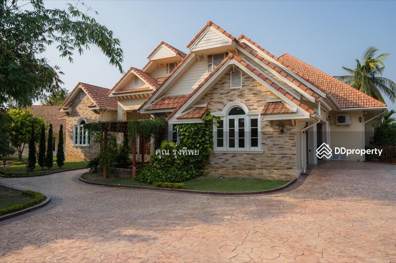 For Sale - Beautiful Saraphi Family Estate Luxury Living with Extensive Gardens, Guest House & Private Po, Chiang Mai