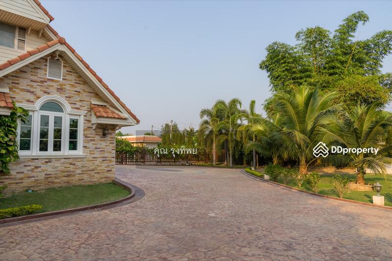 For Sale - Beautiful Saraphi Family Estate Luxury Living with Extensive Gardens, Guest House & Private Po, Chiang Mai