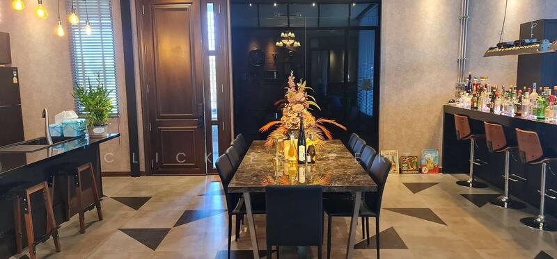 For Sale - House with 13 rai of land, Amphawa, Samut Songkhram