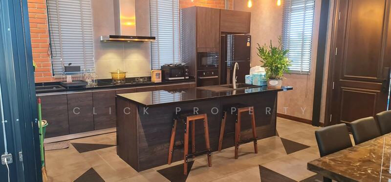 For Sale - House with 13 rai of land, Amphawa, Samut Songkhram