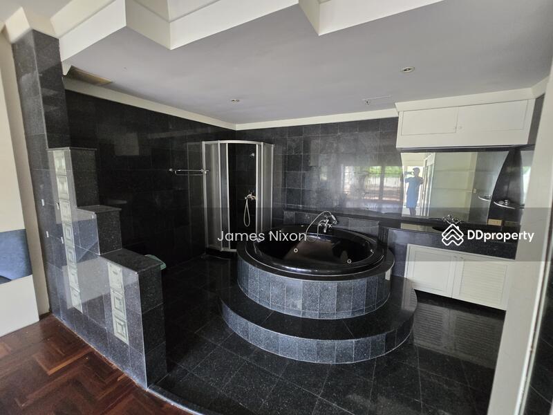 jacuzzi