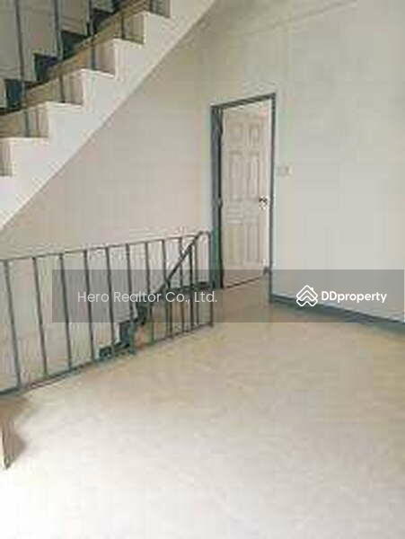 For Rent - For Rent Bangkok Shophouse Sukhumvit BTS Udom Suk Phra Khanong BRE23967, Bangkok