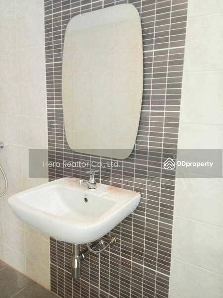 For Rent - For Rent Bangkok Shophouse Sukhumvit BTS Udom Suk Phra Khanong BRE23967, Bangkok