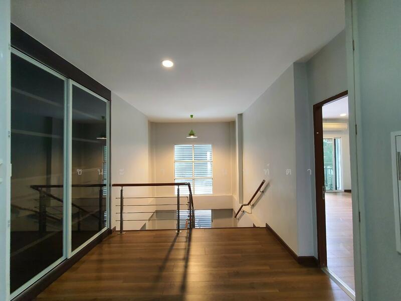 ซอยลาดพร้าว 1 แยก 29, Bangkok, Jom Phon, Chatuchak, Bangkok, 4 Bedrooms, 452 sqm, Single Detached House For Sale, by ชนะชาติ นนท์ตา, 11819668 - DDproperty.com