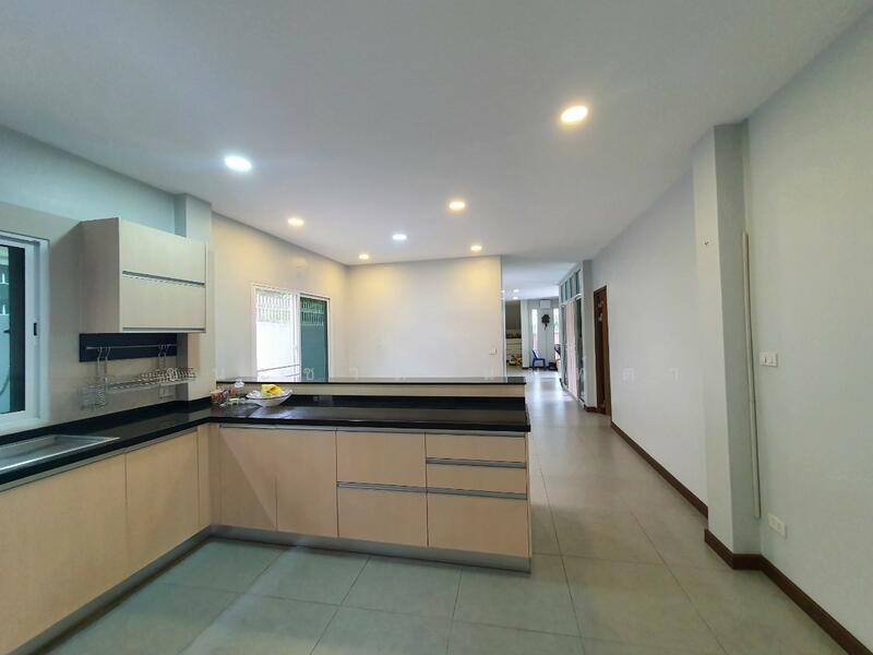 ซอยลาดพร้าว 1 แยก 29, Bangkok, Jom Phon, Chatuchak, Bangkok, 4 Bedrooms, 452 sqm, Single Detached House For Sale, by ชนะชาติ นนท์ตา, 11819668 - DDproperty.com