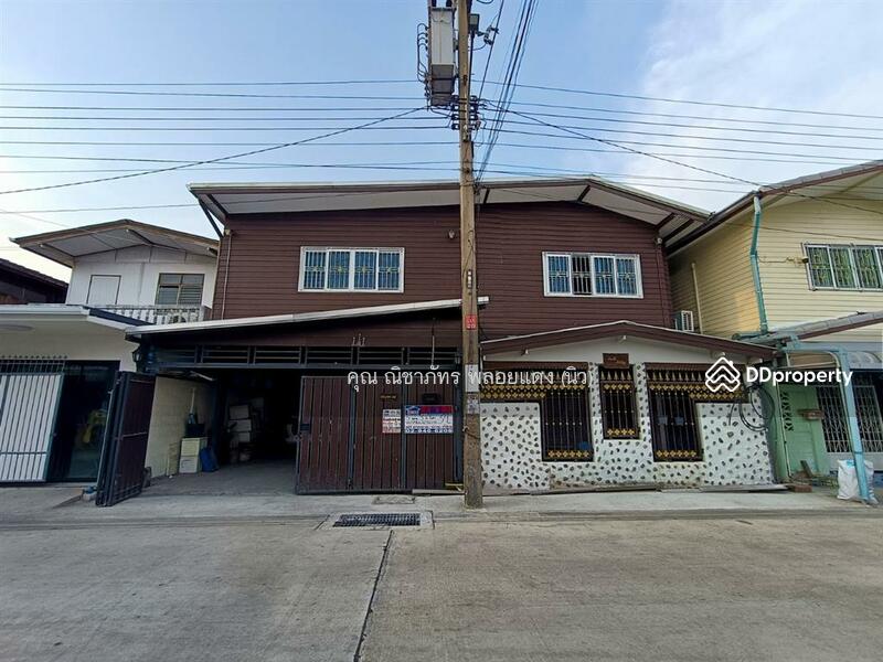 ขาย - บ้านเดี่ยว 2 ชั้น 39 ตร.ว. ชุมชนฟื้นนครร่มเกล้า ระยะ 4 โซน10 ซอยเคหะร่มเกล้า31 แยก4-3, กรุงเทพ