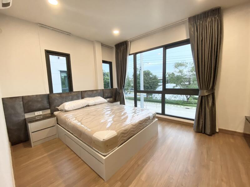 Centro Bangna, Samut Prakan, 111 Soi 3, Bang Kaeo, Bang Plee, Samut Prakan, 4 Bedrooms, 289 sqm, Single Detached House For Sale, by NRagent, 11819777 - DDproperty.com