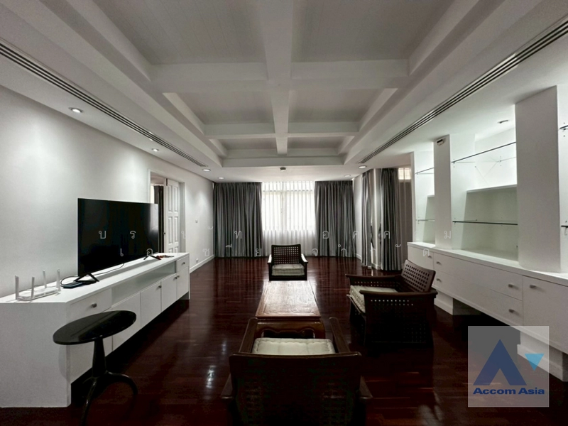 For Rent - Penthouse, Pet friendly 4 Bedrooms Apartment for Rent in Ploenchit, Bangkok near BTS Ploenchit, Bangkok