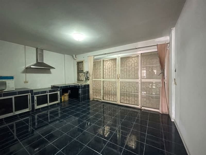 Supalai Ville Rattanathibet : ศุภาลัยวิลล์ รัตนาธิเบศร์, นนทบุรี, ถนน ติวานนท์, บางกระสอ, เมืองนนทบุรี, นนทบุรี, 85 ตร.ม., ทาวน์เฮ้าส์ ขาย, โดย คุณ ภรนันท์ปภัษฬ์ สวัสดิยกุล (ปู), 11820620 - DDproperty.com