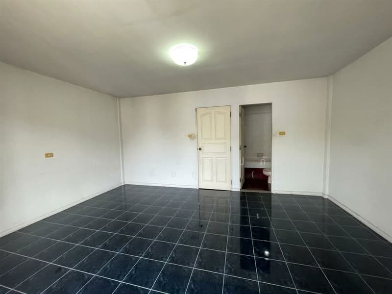 Supalai Ville Rattanathibet : ศุภาลัยวิลล์ รัตนาธิเบศร์, นนทบุรี, ถนน ติวานนท์, บางกระสอ, เมืองนนทบุรี, นนทบุรี, 85 ตร.ม., ทาวน์เฮ้าส์ ขาย, โดย คุณ ภรนันท์ปภัษฬ์ สวัสดิยกุล (ปู), 11820620 - DDproperty.com