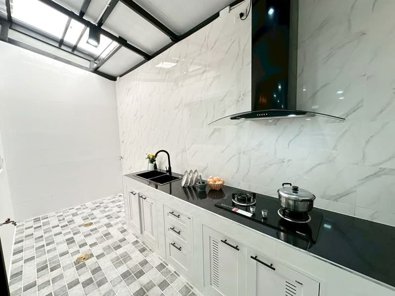 Bless Town Ramintra 127, Bangkok, รามอินทรา, Ram Inthra, Khan Na Yao, Bangkok, 4 Bedrooms, 182 sqm, Townhouse For Sale, by นภดล ทวีธรรมนุสิน, 11822276 - DDproperty.com